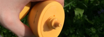 Для тех кто находится в поисках санскрина для лица и тела: Tony Moly Magic Food Mango Mild Sun Block