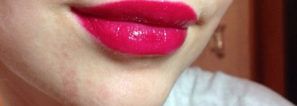 Мерцающий блеск для губ Pump it up lip plumper от NYX в оттенке 09 "Jessica"