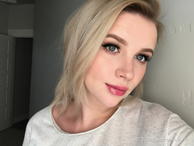 Тени с эффектом влажного века. Urban decay Moondust eyeshadow в оттенке Space cowboy