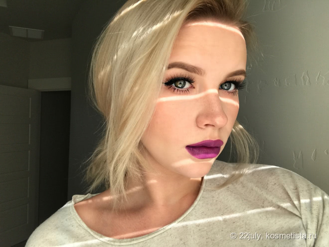 Тени с эффектом влажного века. Urban decay Moondust eyeshadow в оттенке Space cowboy