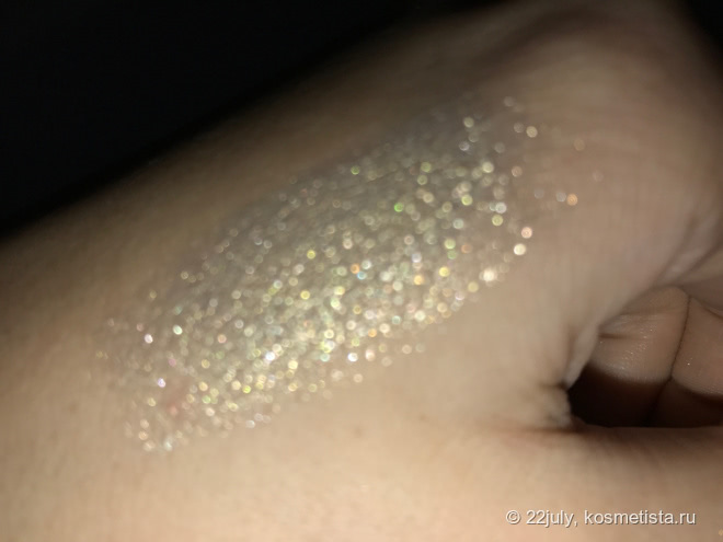 Тени с эффектом влажного века. Kiko Cream crash lasting color eyeshadow #09 Pearly gold от Kiko