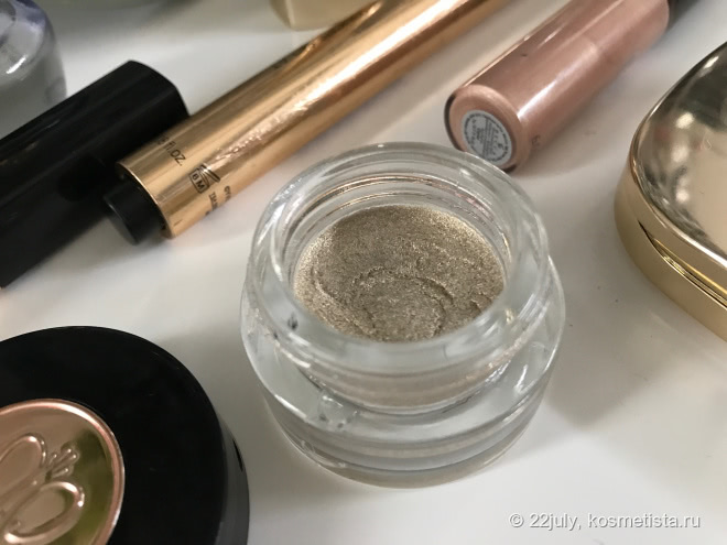 Тени с эффектом влажного века. Kiko Cream crash lasting color eyeshadow #09 Pearly gold от Kiko