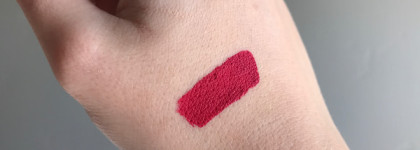 Kylie Cosmetics Matte Liquid Lipstick в оттенке Okurrr