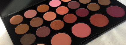 Все краски осени с BH Cosmetics 26 Shadow Blush Combo Palette