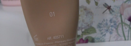 Почти любовь с консилером Clarins instant concealer 01 yellowy-beige