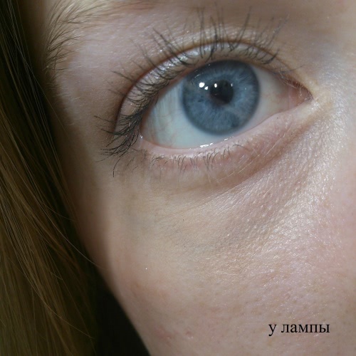Почти любовь с консилером Clarins instant concealer 01 yellowy-beige