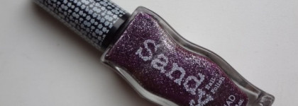 Маникюр с лаком и стемпингом Konad