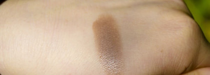 Два любимчика и одно по настоящему осеннее разочарование...MAC Pro Longwear Paint Pot groundwork dupe, Inglot Face Blush 40,Revlon Colorburst Matte Balm, Complex 230