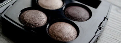 Встречают по одежке,провожают по...Chanel Les 4 Ombres Multi Effects Quadra Eyeshadow 226 Tisse Rivoli