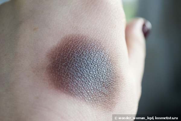 Самые любимые оттенки зимы: Тени MAC Eye Shadow Pro Refill Pan в оттенке Club (satin)