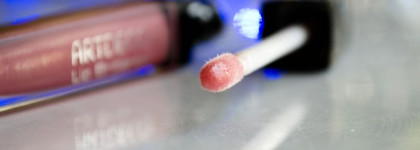 Лучший блеск для губ,который везде и всегда со мной уже год? Легко! Artdeco lip brilliance Long Lasting Lip Gloss 08