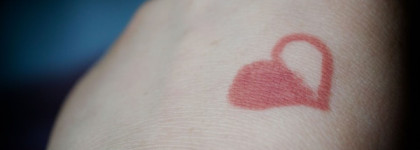 Нашумевший водостойкий карандаш для губ Gosh Velvet Touch Lipliner Waterproof 001 nougat crisp