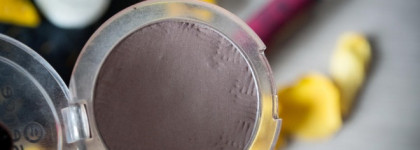 Топовое покрытие для ресниц и шикарные тени от Essence