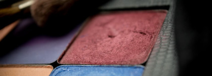 Тени для смелых! Inglot Freedom System Eye shadow №450 Pearl