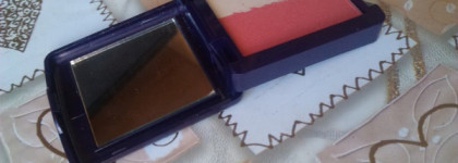 Компактные румяна-хайлайтер Oriflame 2-в-1 The ONE Illuskin blush в оттенке Luminous Peach