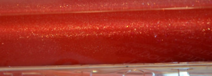 Красавица и чудовище с Dior Addict Gloss Mirror Shine Volume And Care