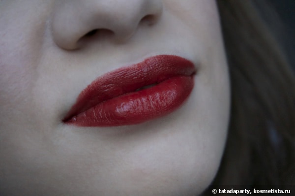 Помада цвета бургундского вина Witch’s Pouch Popo Lipstick 19g S21 Burgundy Wine