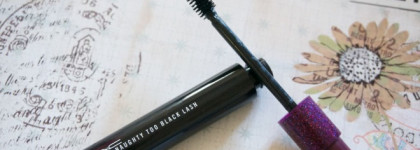 Тушь с двойным дозатором MAC Haute & Naughty Too Black Lash Mascara Double Benefice Noir Intense