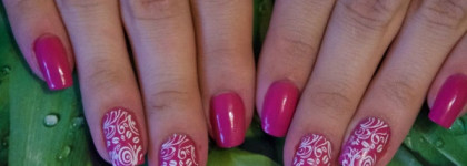 Летний маникюр  в розовых тонах (стемпинг)
