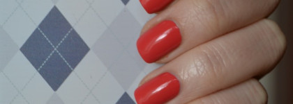 Коралл bump up the pumps от Essie