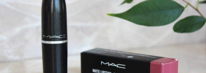 Помада MAC Matte Lipstick в оттенке 608 Mehr