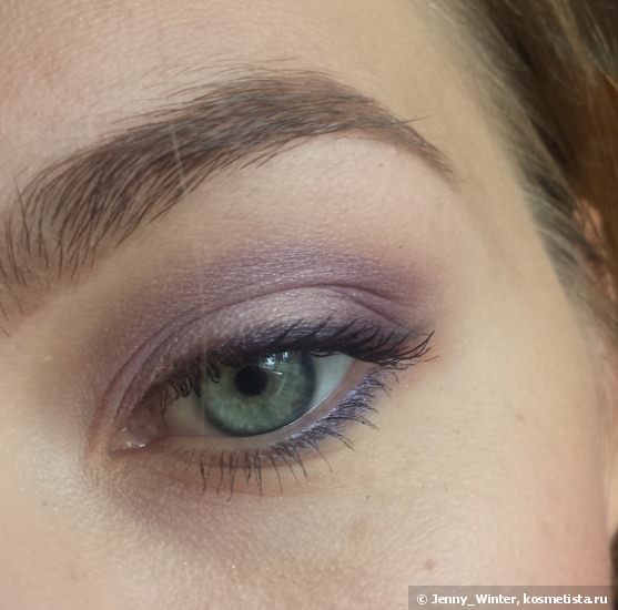 Четвёрка теней на «четвёрку»: Clarins Ombre Minerale 4 Couleurs Eye Quartet Mineral Palette в оттенке #05 Violet