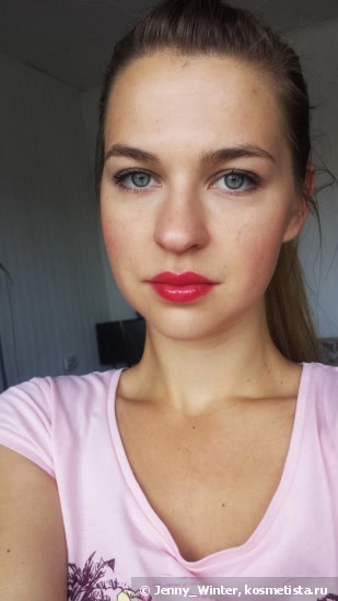 Ультрасияющая прозрачная помада Pupa Miss Pupa Lipstick spf 15 #304 Divine Raspberry