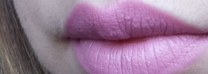 Розовая вредина MAC  Matte Lipstick Pink Plaid
