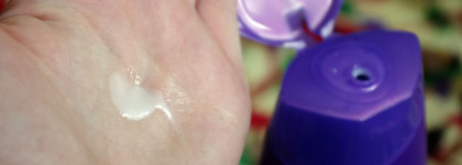 Радость для кудрявых волос - увлажняющие шампунь и кондиционер  Aussie Moist