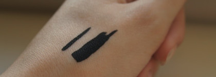 Чернее черного Подводка Make Up For Ever Ink Liner Matte Liquid Eyeliner №1 Matte Black