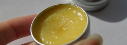 Мандариновая зима с Lush Lip Service Lip Balm