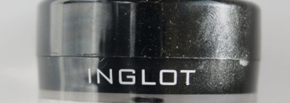 Черная. Гелевая. Матовая. Inglot Matte Collection AMC Eyeliner Gel #77