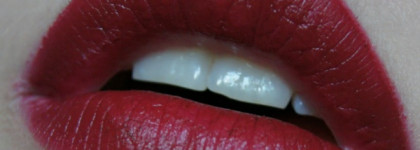 MAC Matte Lipstick "Studded Kiss"