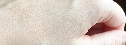 На переднем плане косметических завалов...или декоративный минимум на каждый день