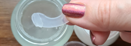 Becca Cosmetics No Pigment Virtual Foundation очень странный предмет, вот вроде и есть, нанесёшь....его нет?