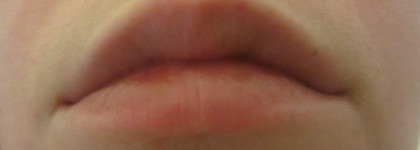 Любимая вишенка. Revlon Just Bitten Kissable Balm Stain в оттенке №005 Crush