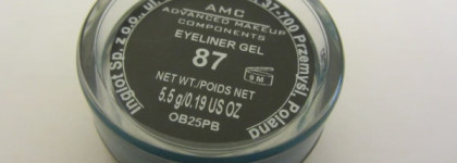 Немного зелени с подводкой Inglot AMC Eyeliner Gel #87