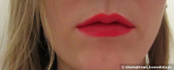 Амарантовый красный: L’Oreal Color Riche Lipstick Collection Exclusive в оттенке Julianne's Pure Reds