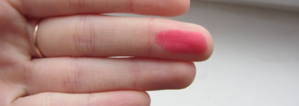 Матовый бальзам-карандаш: Revlon Colorburst Matte Balm #210