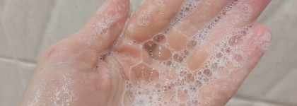 Натуральное мыло на основе древесного бальзама с гиалуроновой кислотой и хитозаном и с облепиховым маслом от Russo Fabelo