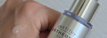 Ещё одна из рода Institut Esthederm Derm Repair Restructuring Serum