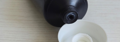 Institut Esthederm Intensive Hyaluronic Mask - ещё одна удачная представительница из рода Institut Esthederm