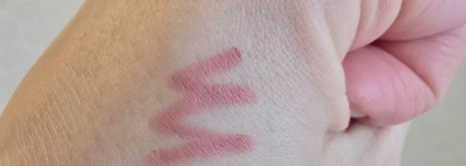 Vivienne Sabo Le Grand Volume Long Lasting Gel Lipliner в оттенках 01, 06, 07: базовый минимум или роскошный максимум