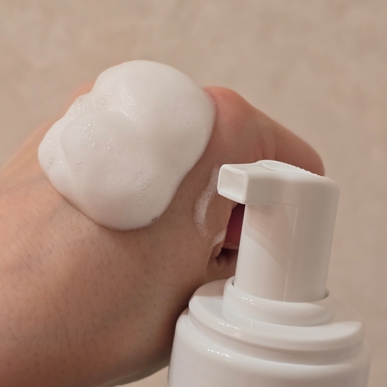 Vichy Laboratoires: Mineralizing thermal water и Pureté Thermale cleansing foam Vichy