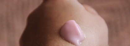 Сладость на кончике пирога. Aquolina Body Cream X-Moothies Cream&Strawberry Крем для тела Клубника со сливками