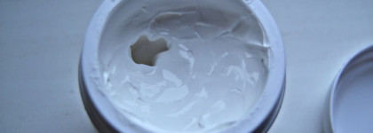 При свете дня- белоснежка. В ночи-...поросёнок?