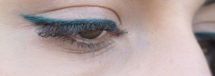 Maybelline Master Drama Khol Liner в оттенке Vert Couture/Couture Green
