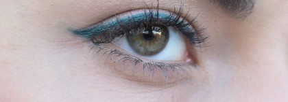 Maybelline Master Drama Khol Liner в оттенке Vert Couture/Couture Green