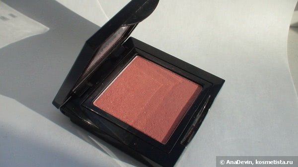 Like a doll с румянами Bobbi Brown Shimmer Blush Coral 3
