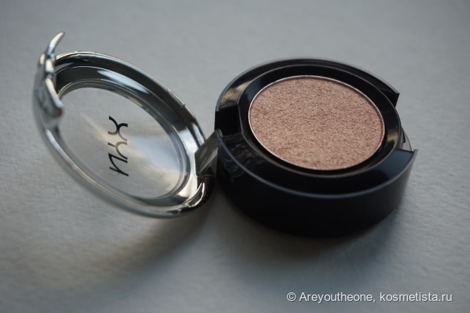 Два новичка от NYX в моей коллекции - NYX Prismatic Eyeshadow - Golden Peach, NYX Dark Circle concealer - Fair